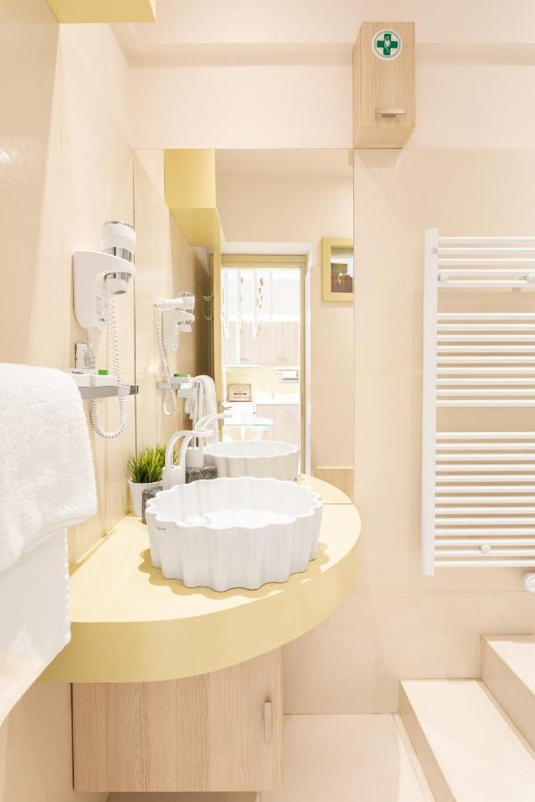 Acropolis Suites - Where Else In Athens? Extérieur photo